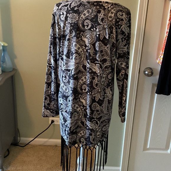 Ivory Love Paisley Black/Grey Top with Fringe Bottom L - Picture 5 of 9